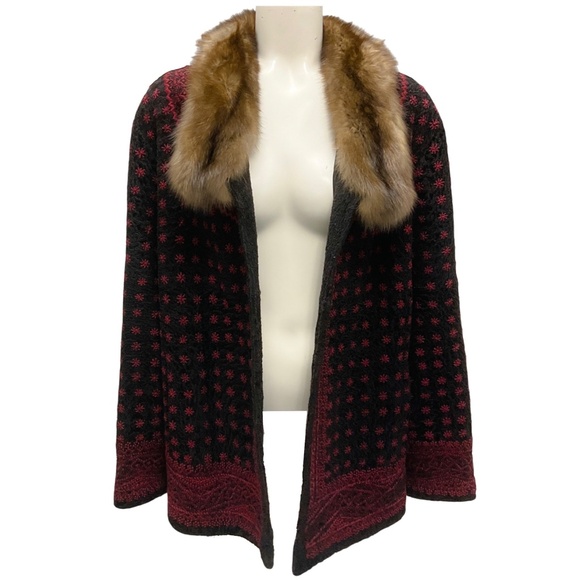 OSCAR DE LA RENTA COUTURE BLACK / BURGUNDY EMBROIDERED PERSIAN LAMB FUR COAT WIT - Picture 1 of 5